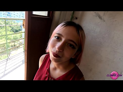 ❤️ Študentka čutno sesa neznanca v zaledju - sperma na njegovem obrazu Ruski pornič pri nas ❌️❤